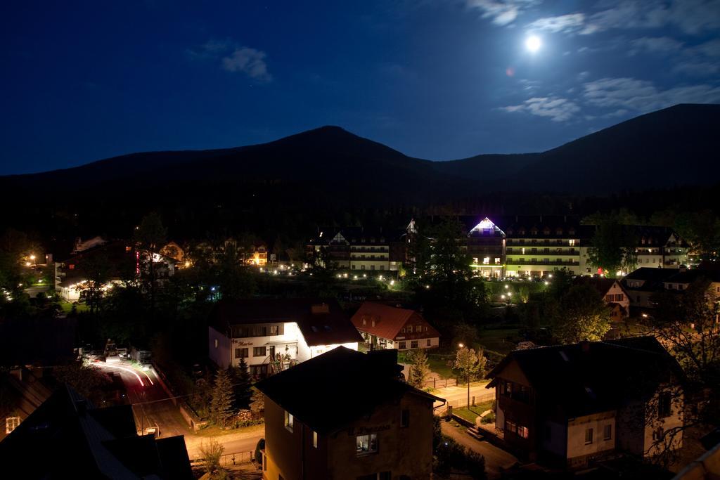 Szafir Karkonoszy * Karpacz